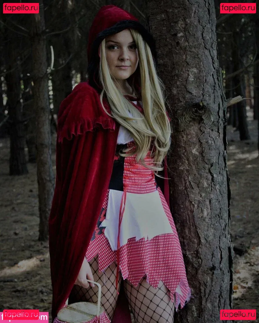 ella-enchanted2 Onlyfans Photo Gallery 