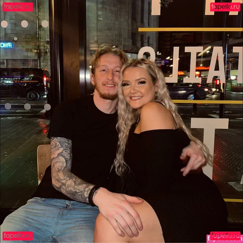 ella-enchanted2 Onlyfans Photo Gallery 