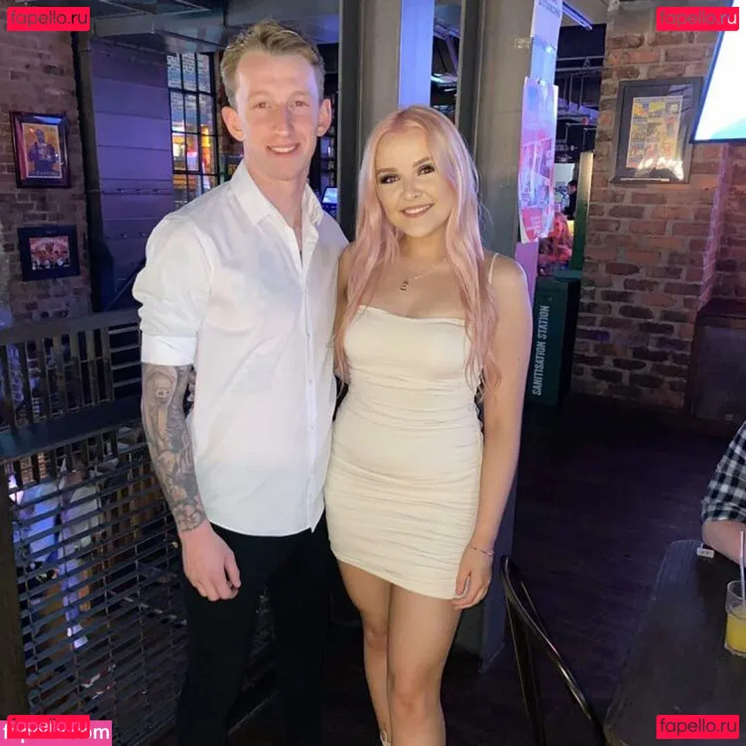 ella-enchanted2 Onlyfans Photo Gallery 