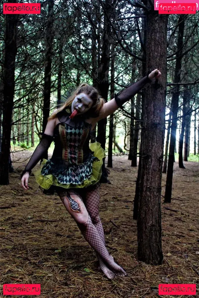 ella-enchanted2 Onlyfans Photo Gallery 