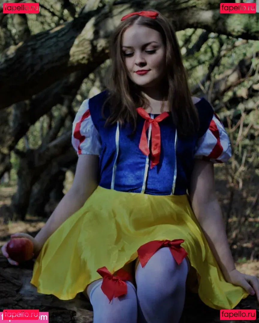 ella-enchanted2 Onlyfans Photo Gallery 