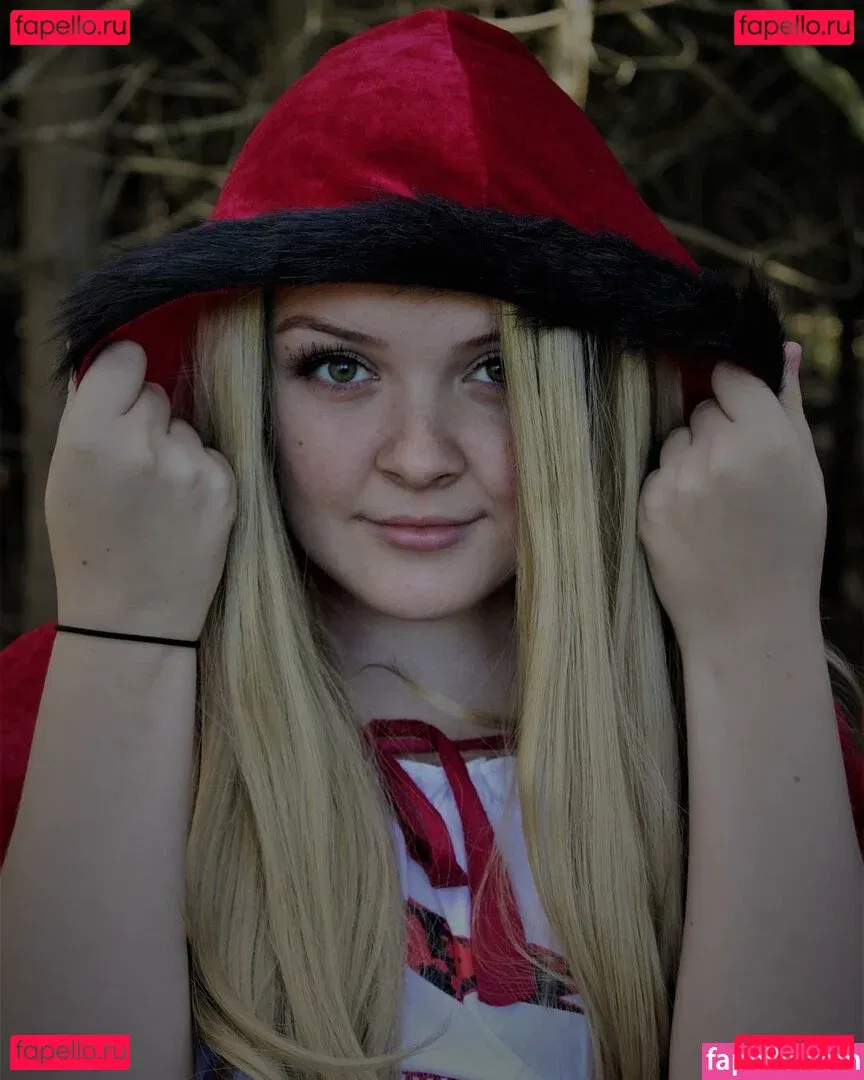 ella-enchanted2 Onlyfans Photo Gallery 