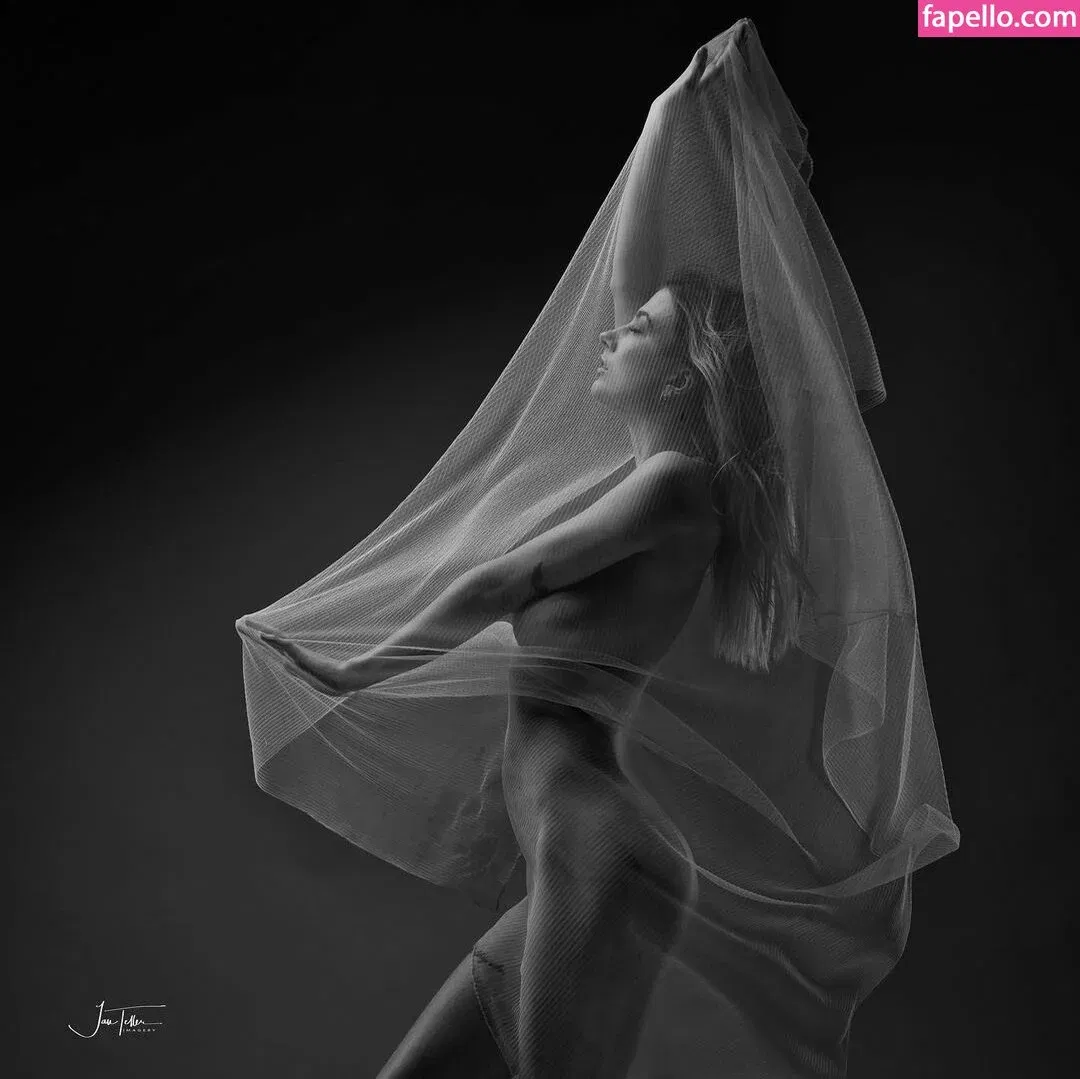 Nicoline Sophie Onlyfans Photo Gallery 