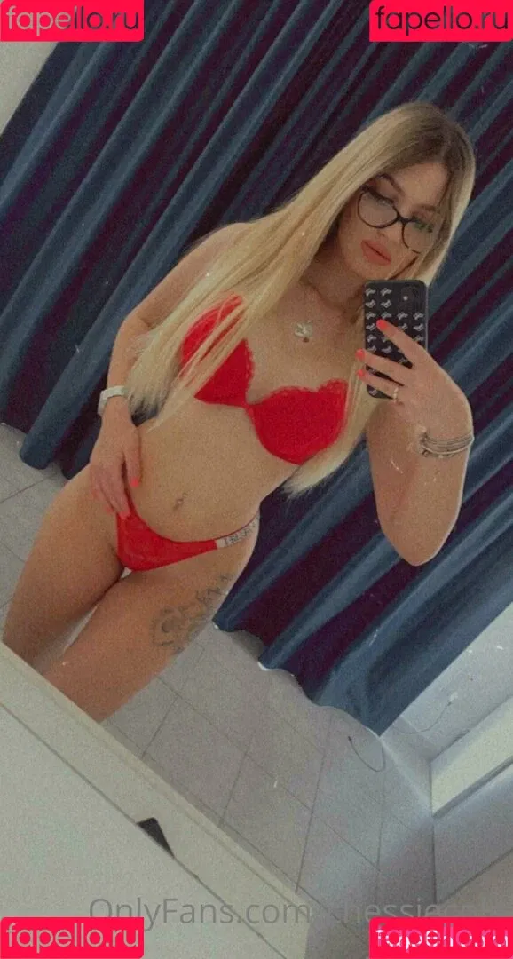 chessiecole Onlyfans Photo Gallery 