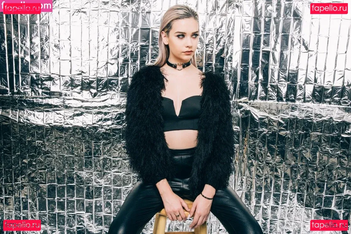 Amanda Steele Onlyfans Photo Gallery 