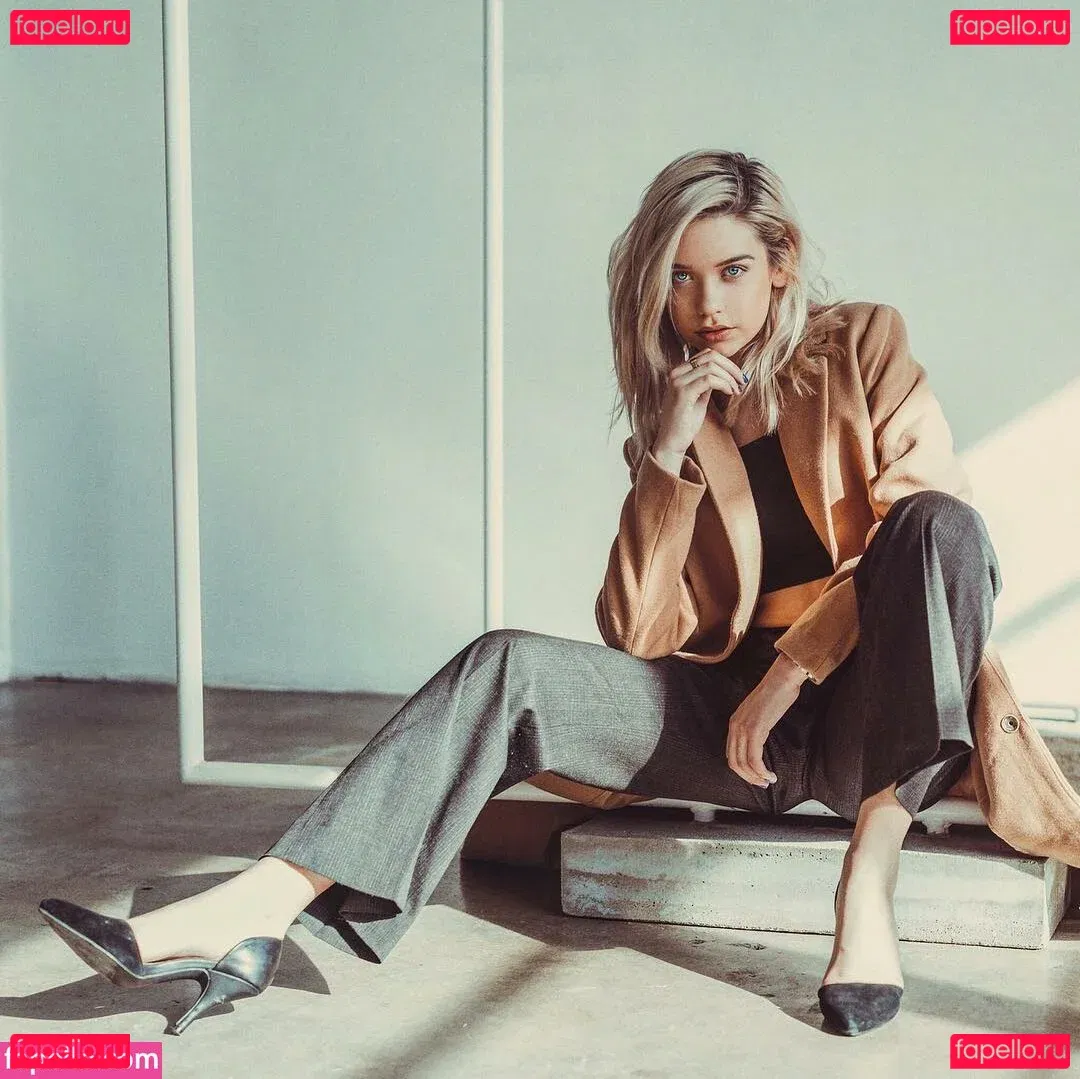 Amanda Steele Onlyfans Photo Gallery 