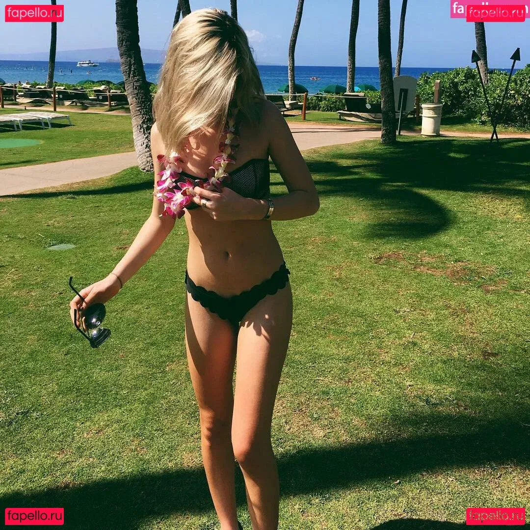 Amanda Steele Onlyfans Photo Gallery 