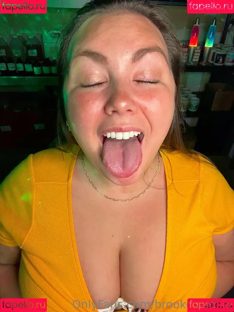 brookesbiglife Onlyfans Photo Gallery 