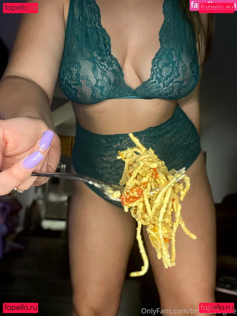 brookesbiglife Onlyfans Photo Gallery 