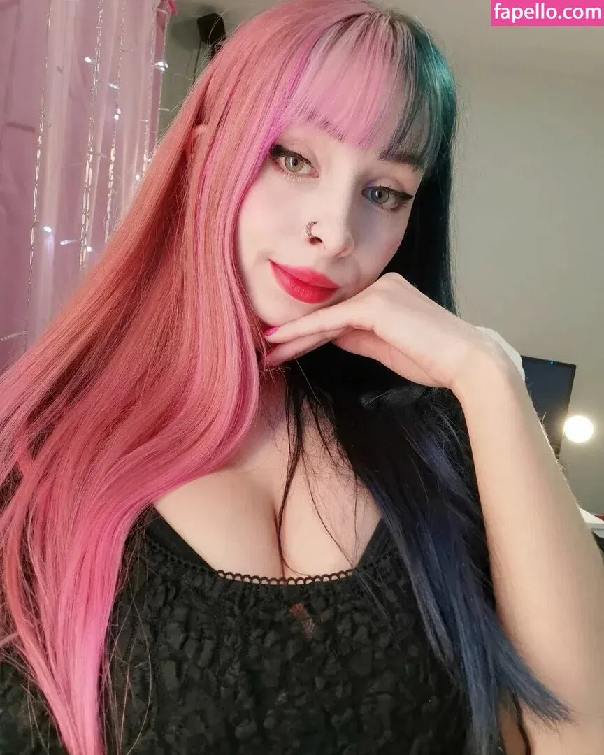 Mizzy Cyn Onlyfans Photo Gallery 