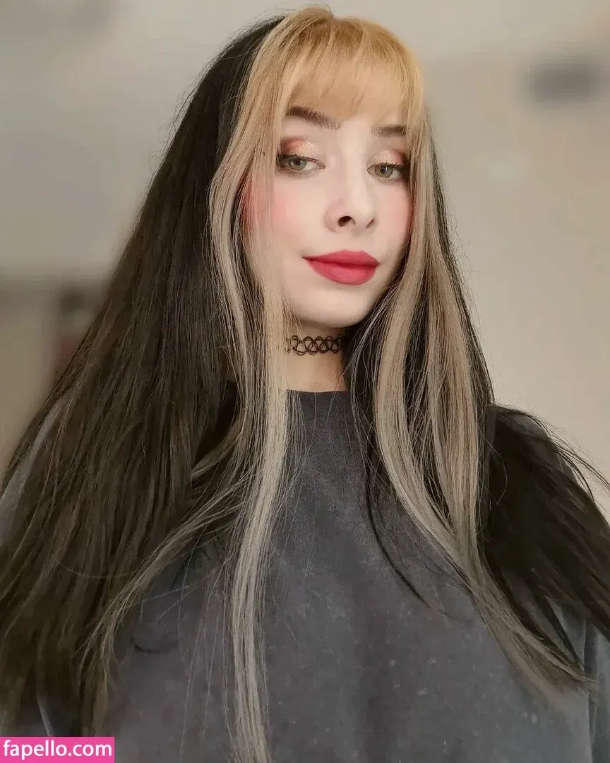 Mizzy Cyn Onlyfans Photo Gallery 