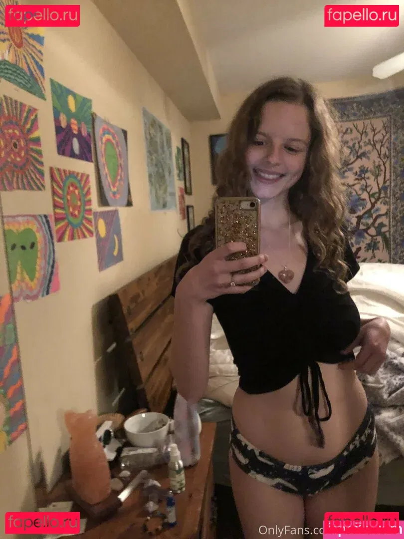 peachypotbaby Onlyfans Photo Gallery 