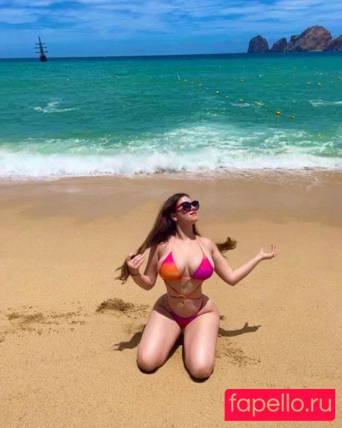 Paulina Serrano Nude Onlyfans Photo 10