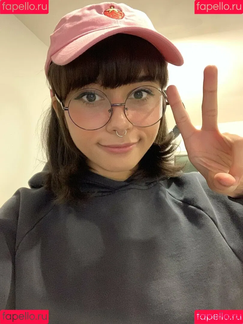 glasses_gf Onlyfans Photo Gallery 
