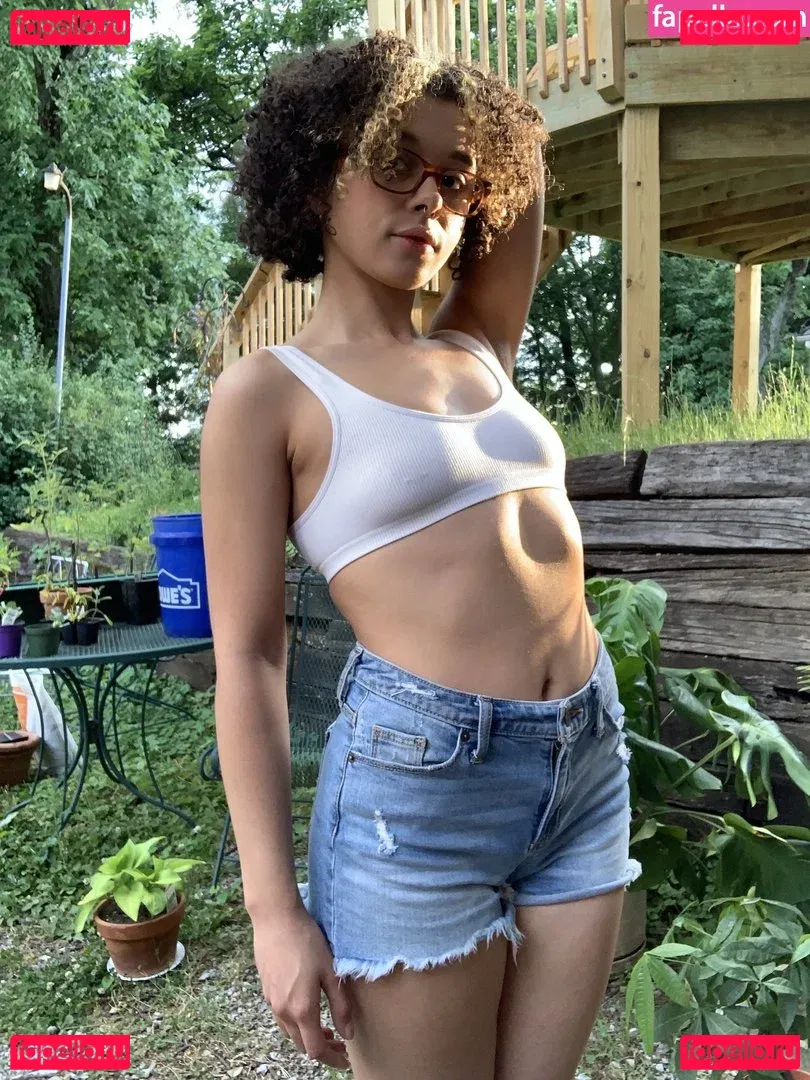 glasses_gf Onlyfans Photo Gallery 