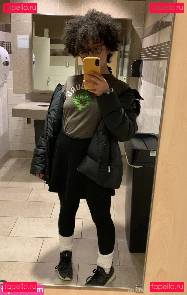 glasses_gf Onlyfans Photo Gallery 