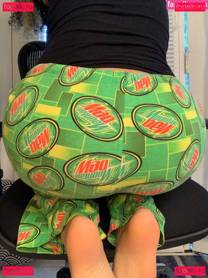 glasses_gf Onlyfans Photo Gallery 