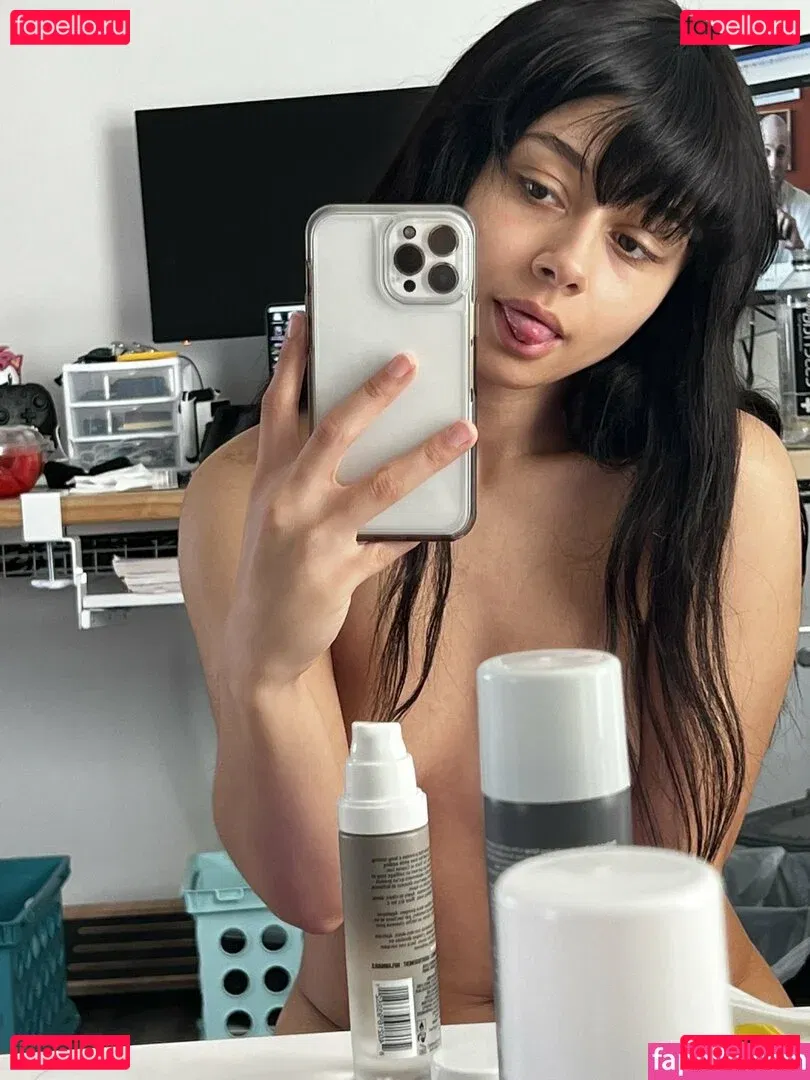 glasses_gf Onlyfans Photo Gallery 