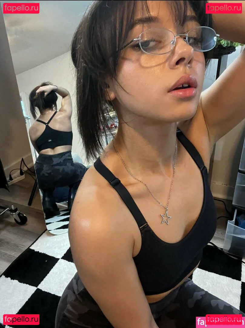 glasses_gf Onlyfans Photo Gallery 