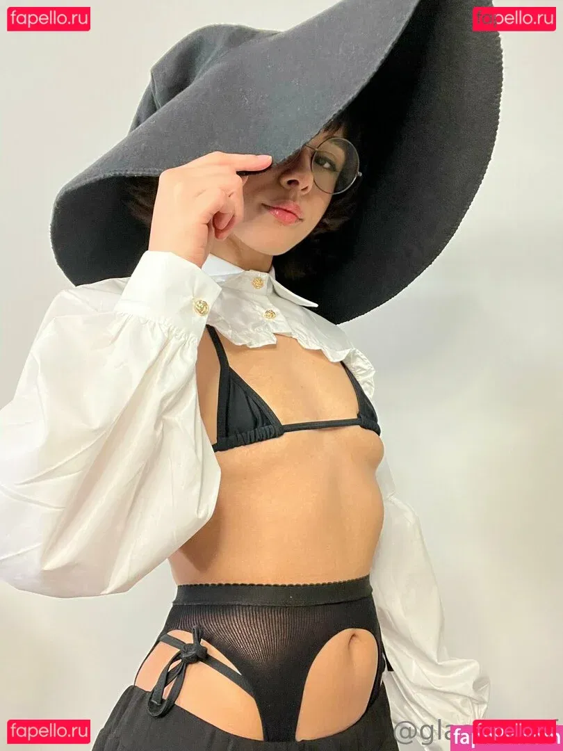 glasses_gf Onlyfans Photo Gallery 