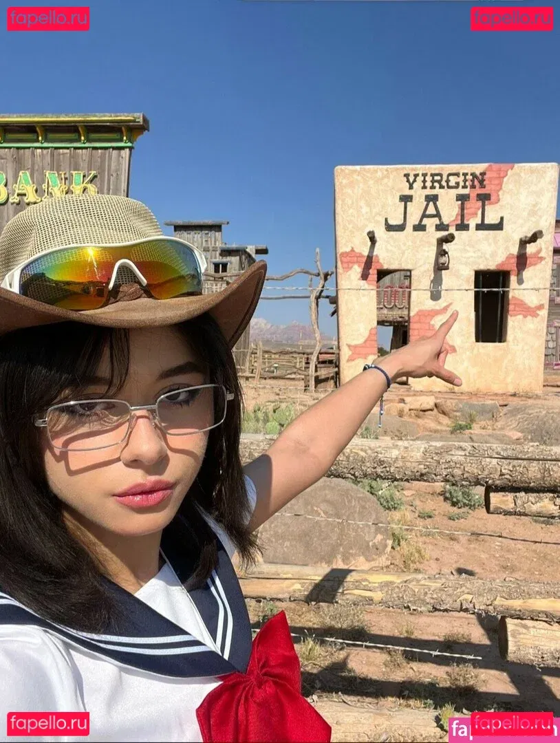 glasses_gf Onlyfans Photo Gallery 