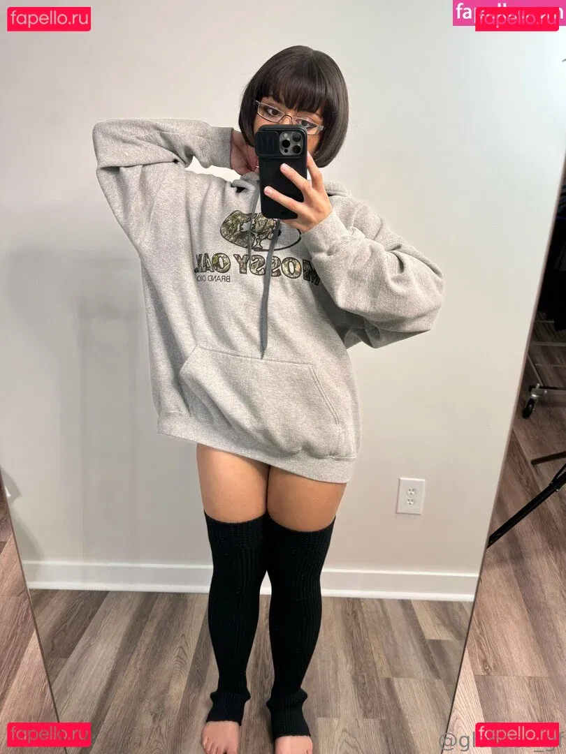 glasses_gf Onlyfans Photo Gallery 