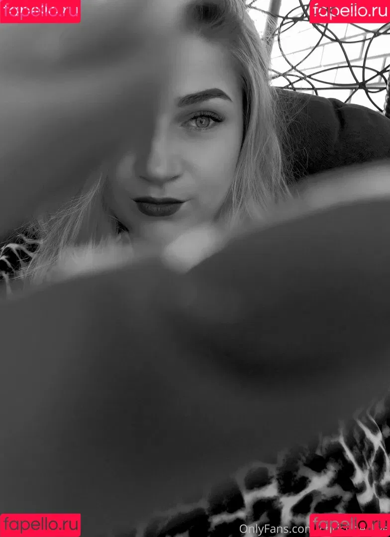 christine_live Onlyfans Photo Gallery 