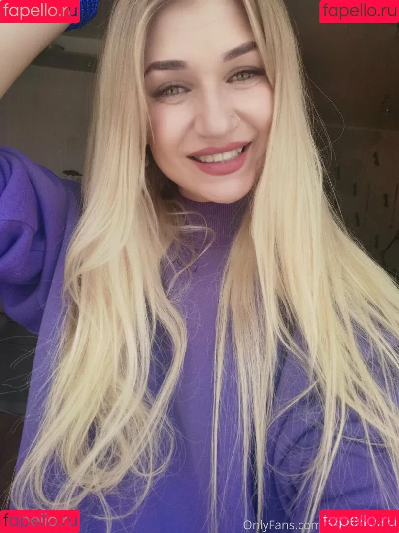 christine_live Onlyfans Photo Gallery 