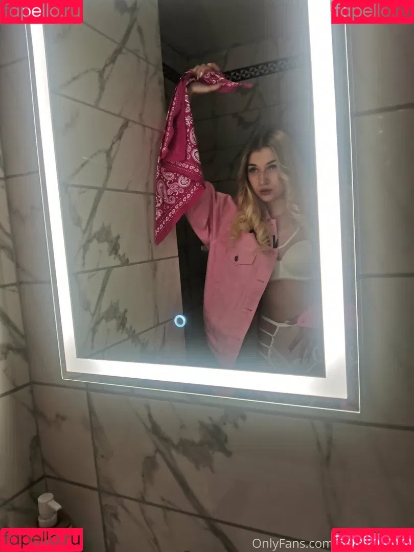 christine_live Onlyfans Photo Gallery 