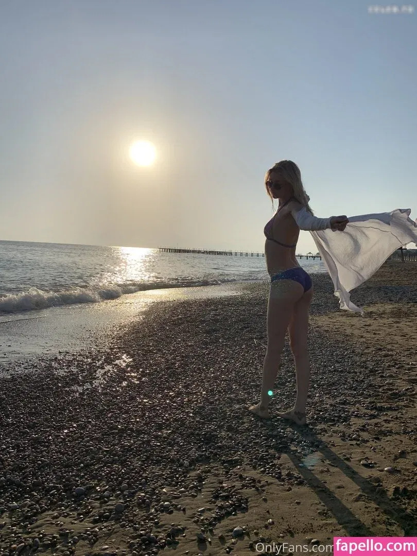 christine_live Onlyfans Photo Gallery 