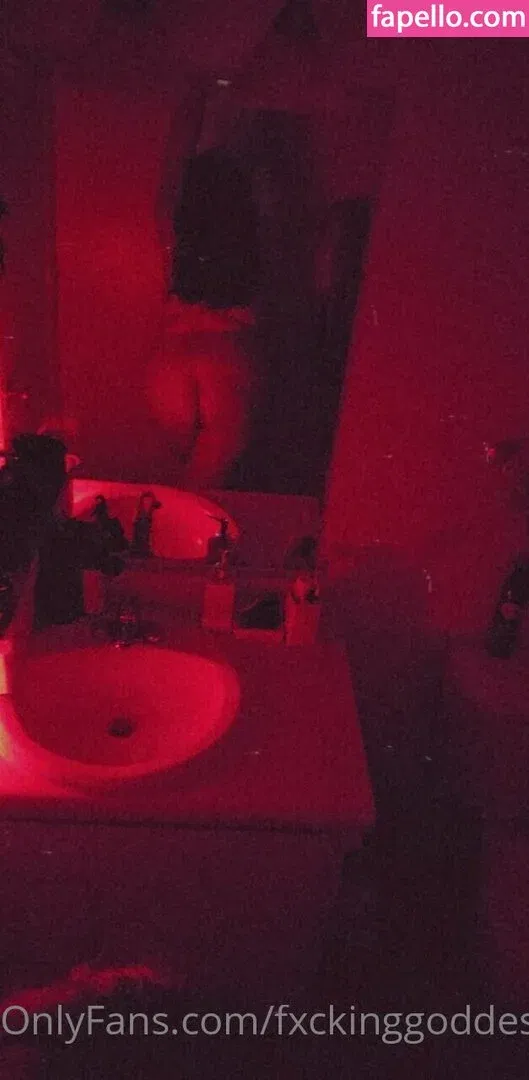 fxckinggoddes Onlyfans Photo Gallery 
