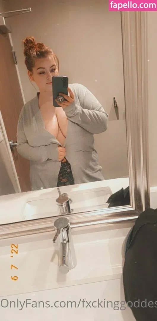 fxckinggoddes Onlyfans Photo Gallery 