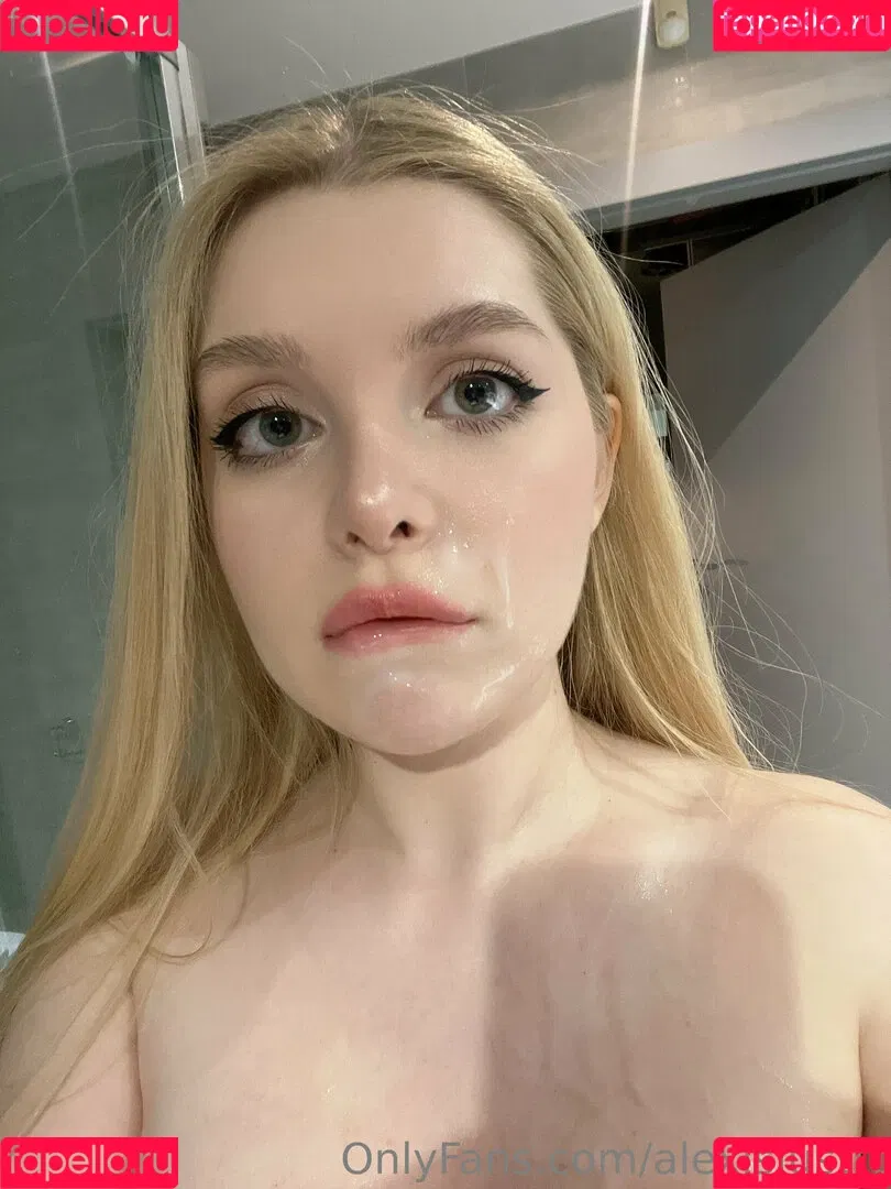 LittleWicked Onlyfans Photo Gallery 