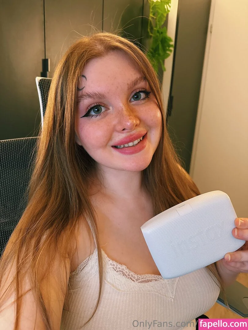 LittleWicked Onlyfans Photo Gallery 