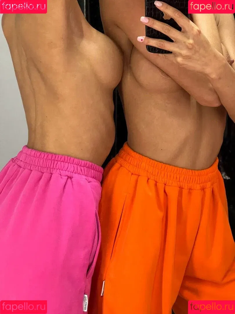 Adelalinka Twins Onlyfans Photo Gallery 
