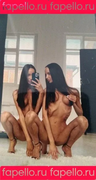 Adelalinka Twins Onlyfans Photo Gallery 