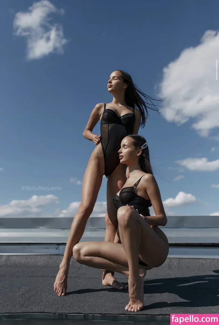 Adelalinka Twins Onlyfans Photo Gallery 