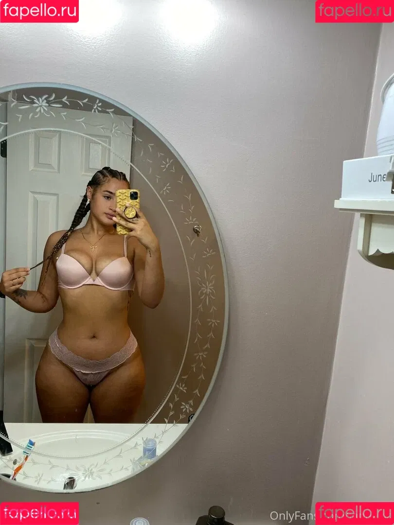 Janae Girard Onlyfans Photo Gallery 