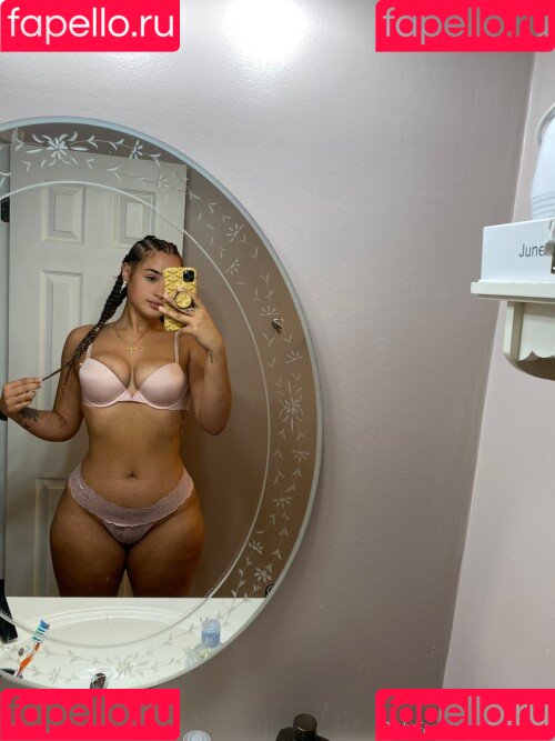 Janae Girard Onlyfans Photo Gallery 