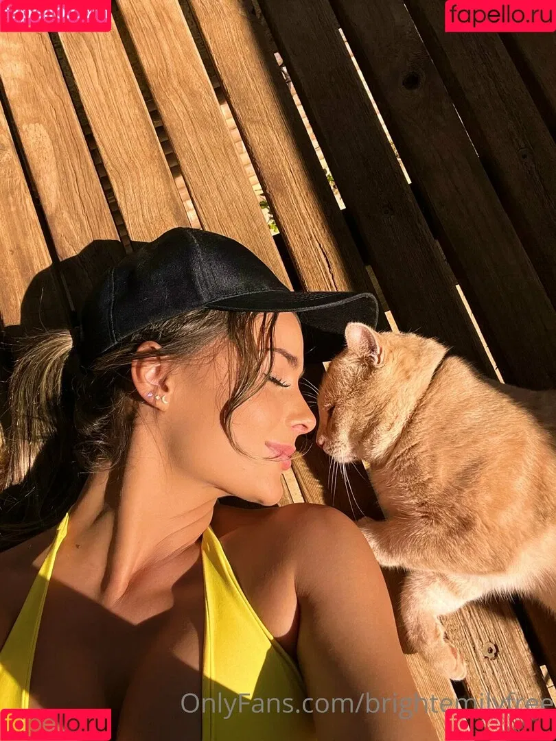 brightemilyfree Onlyfans Photo Gallery 