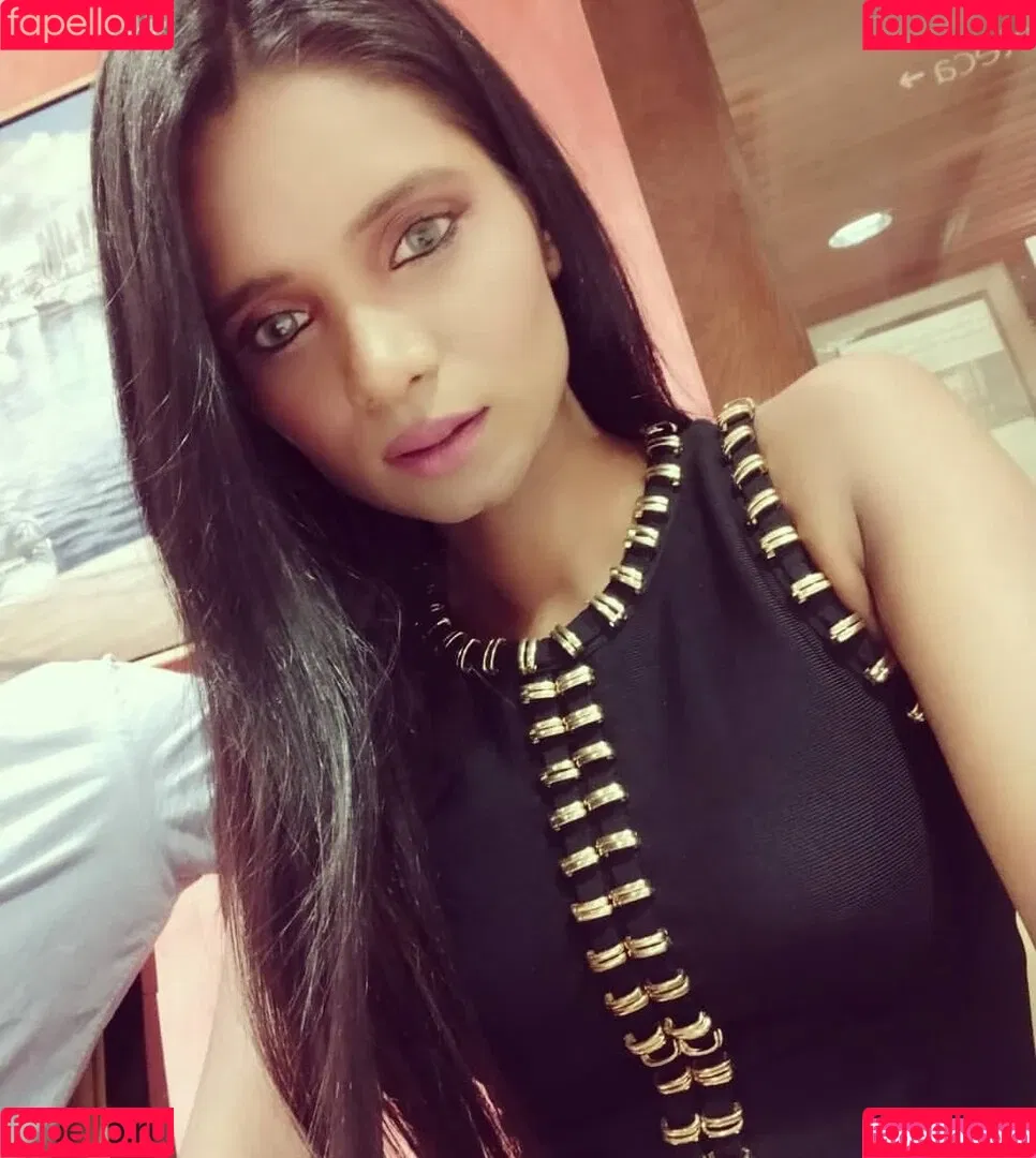 Resha Antony Onlyfans Photo Gallery 