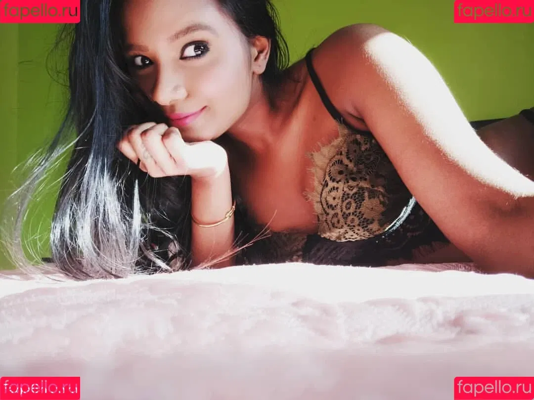 Resha Antony Onlyfans Photo Gallery 