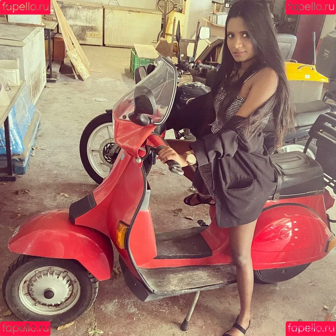 Resha Antony Onlyfans Photo Gallery 