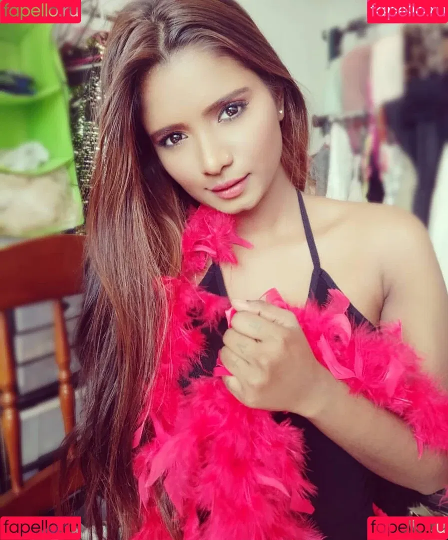 Resha Antony Onlyfans Photo Gallery 