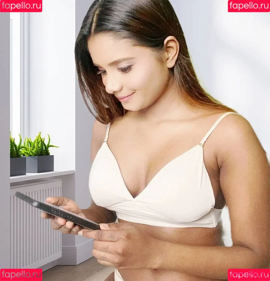 Resha Antony Onlyfans Photo Gallery 