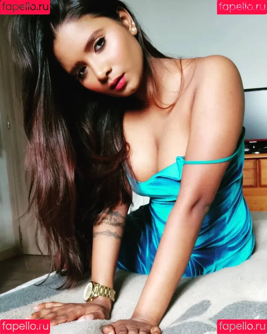 Resha Antony Onlyfans Photo Gallery 