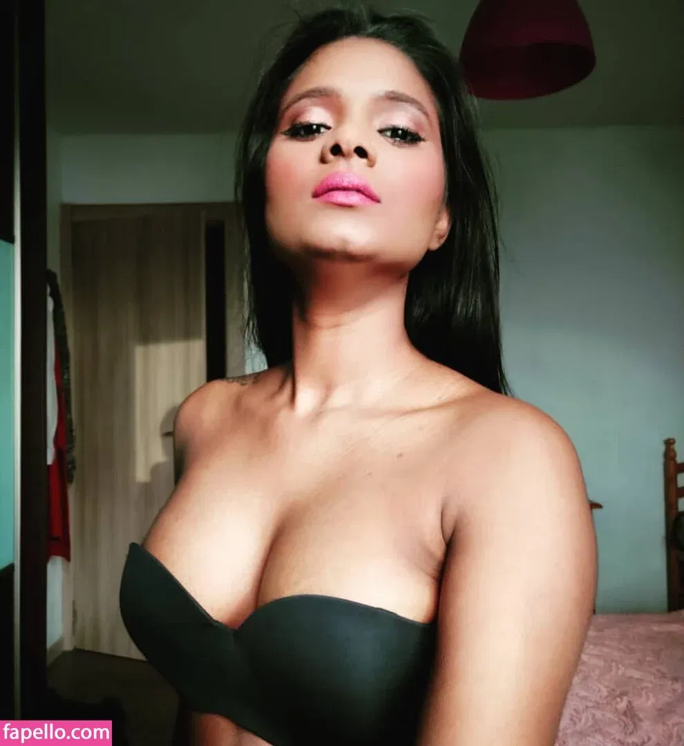 Resha Antony Onlyfans Photo Gallery 