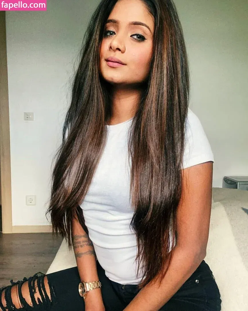 Resha Antony Onlyfans Photo Gallery 