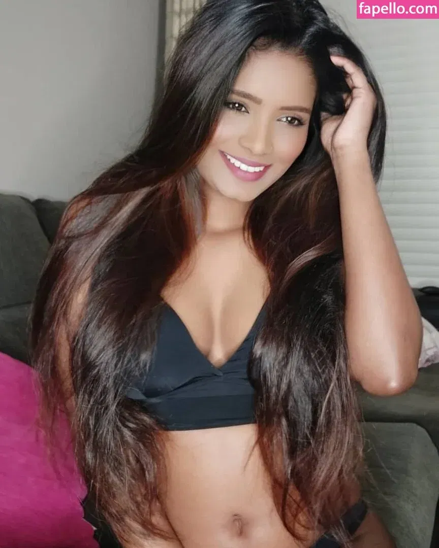 Resha Antony Onlyfans Photo Gallery 