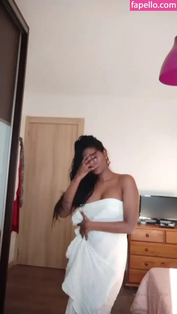 Resha Antony Onlyfans Photo Gallery 